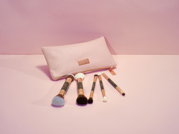 The Essentials Brush Set, Makeup Brushes